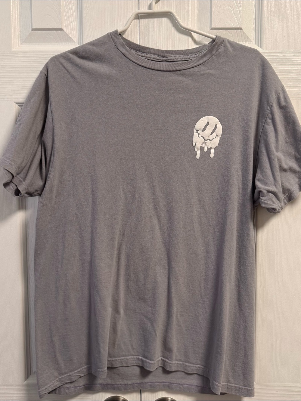 Y2k Men's Gray Graphic Crewneck T-Shirt - White Drip Smile Logo